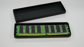 Illustration for article titled Nothing Says Valentine's Day Like a Circuit Board. Made of Chocolate.